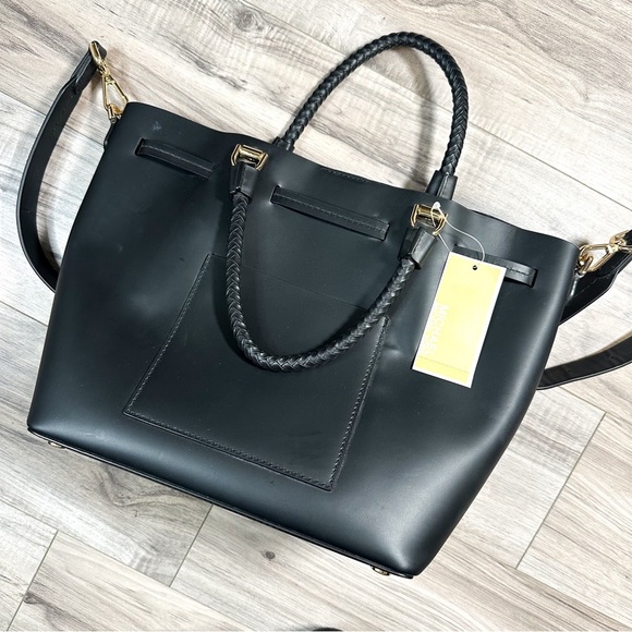 NWT MICHAEL Michael Kors Leather Blakely Bucket Bag / Handbag - Picture 4 of 7